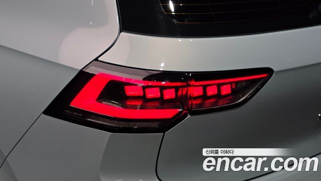 Volkswagen Golf 2026 — photo 9