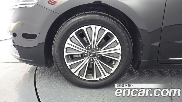 Kia K7 2018 — photo 5