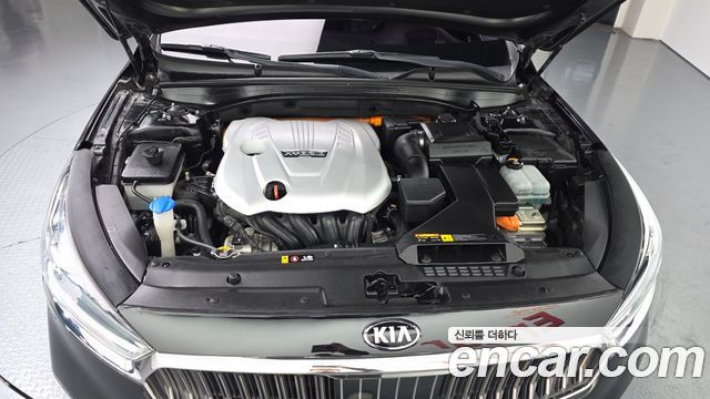 Kia K7 2018 — photo 6