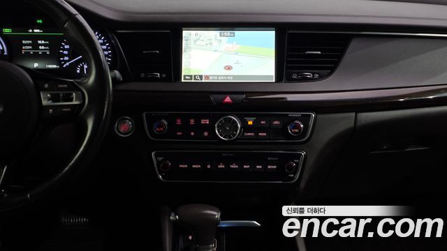 Kia K7 2018 — photo 13