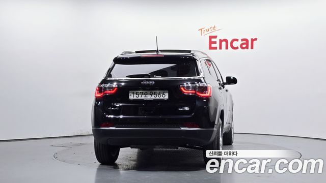 Jeep Compass 2019 — photo 4