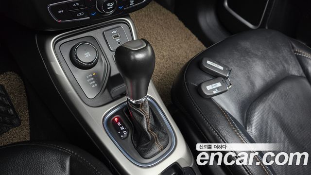 Jeep Compass 2019 — photo 9