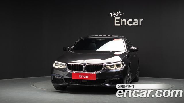BMW 5-Series 2019 — photo 3