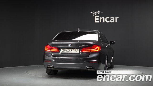 BMW 5-Series 2019 — photo 4