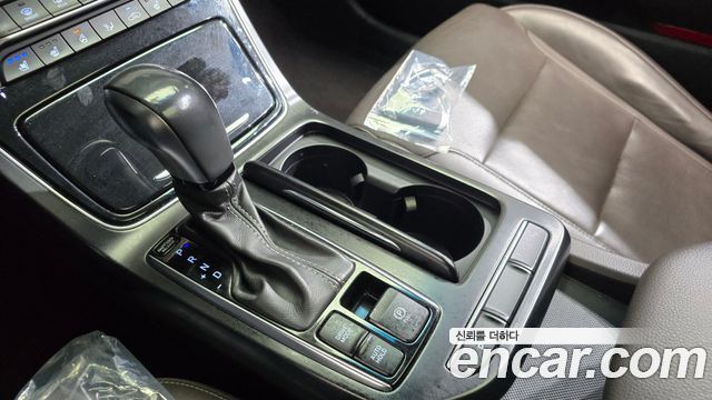 Hyundai Grandeur 2018 — photo 9