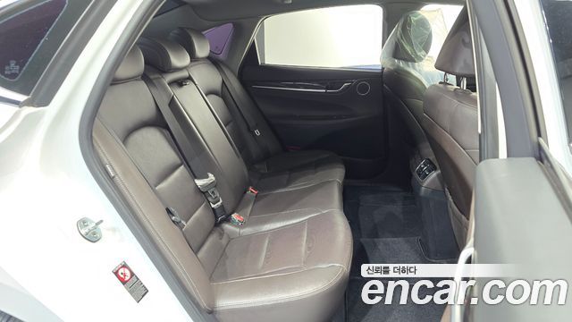 Hyundai Grandeur 2018 — photo 11