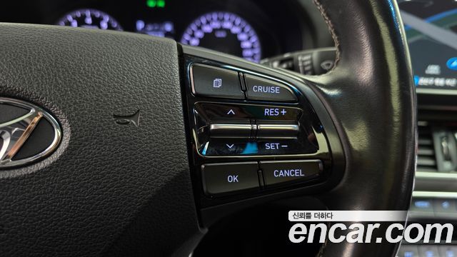 Hyundai Grandeur 2018 — photo 16