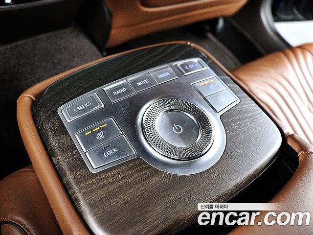 Genesis G80 2021 — photo 14