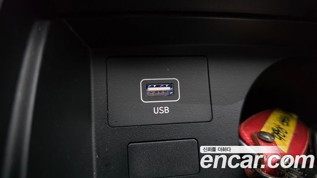 Hyundai Santafe 2021 — photo 18
