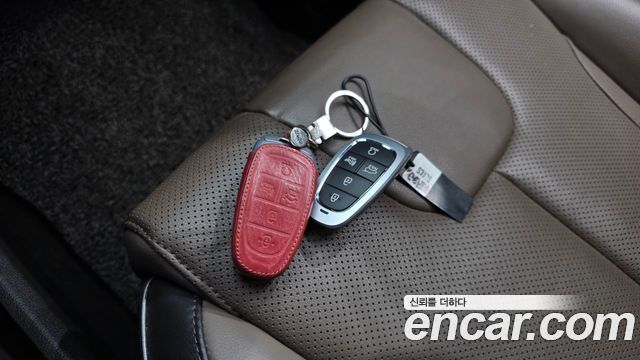 Hyundai Santafe 2021 — photo 22