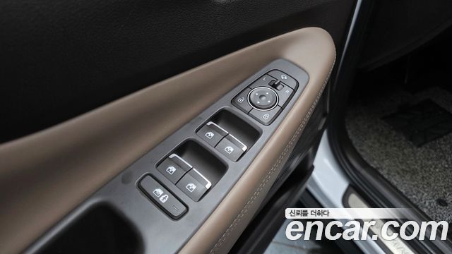 Hyundai Santafe 2021 — photo 37