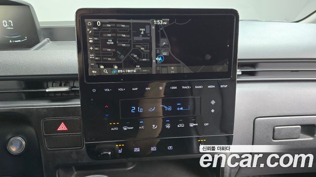 Hyundai Staria 2023 — photo 19