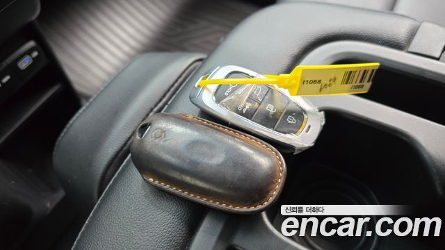 Hyundai Staria 2023 — photo 23