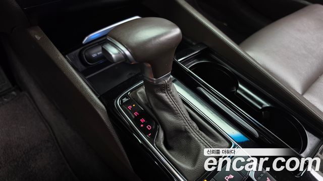 Kia K7 2016 — photo 9