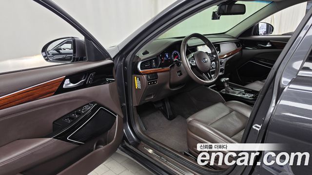 Kia K7 2016 — photo 10