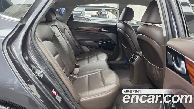 Kia K7 2016 — photo 12