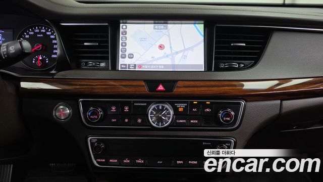 Kia K7 2016 — photo 14
