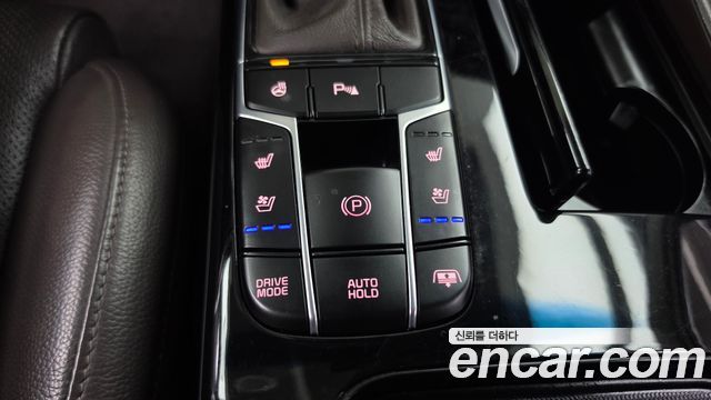 Kia K7 2016 — photo 16