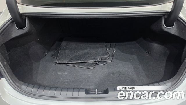 Hyundai Grandeur 2018 — photo 20