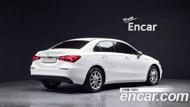 Mercedes-Benz A-Class 2020 — photo 2