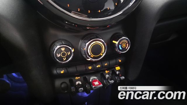 Mini Cooper 2023 — photo 22