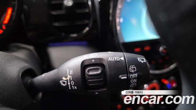 Mini Cooper 2023 — photo 25