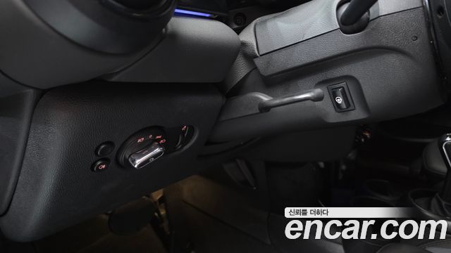 Mini Cooper 2023 — photo 26