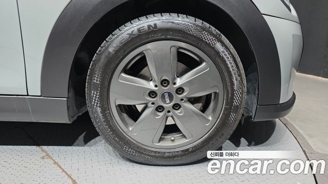 Mini Cooper 2023 — photo 7