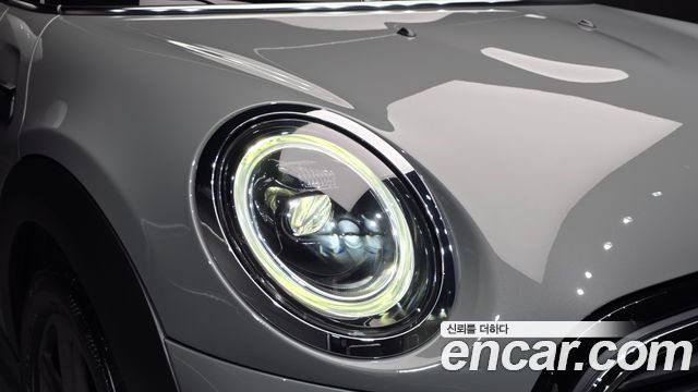 Mini Cooper 2023 — photo 8