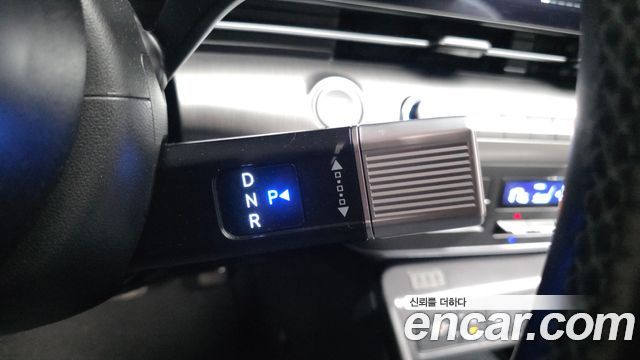 Hyundai Kona 2023 — photo 12