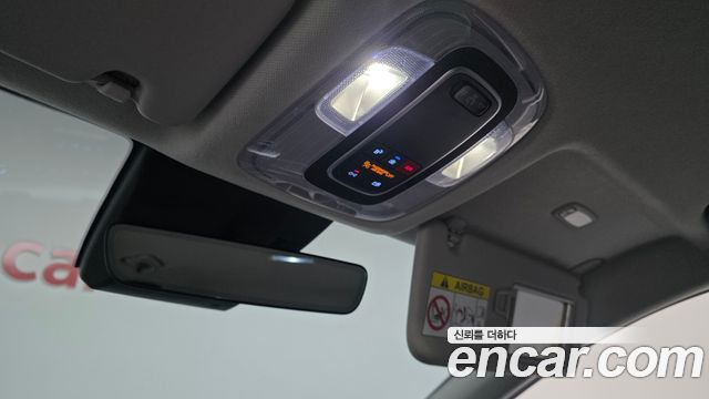 Hyundai Kona 2023 — photo 25