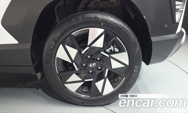 Hyundai Kona 2023 — photo 7