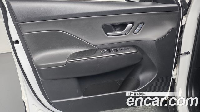 Hyundai Kona 2023 — photo 14
