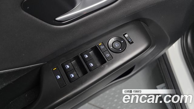 Hyundai Kona 2023 — photo 29