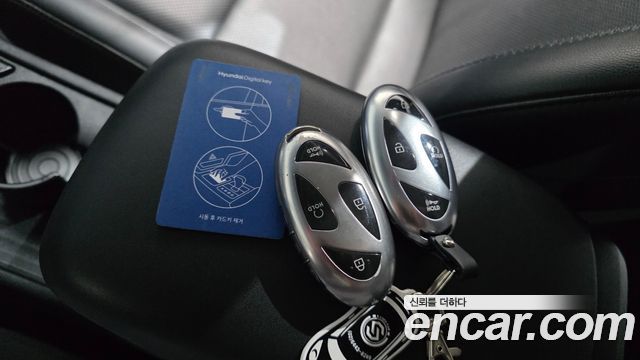 Hyundai Kona 2023 — photo 33