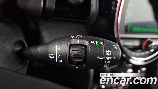 Mini Cooper 2021 — photo 24