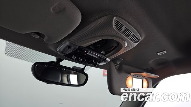 Mini Cooper 2021 — photo 25