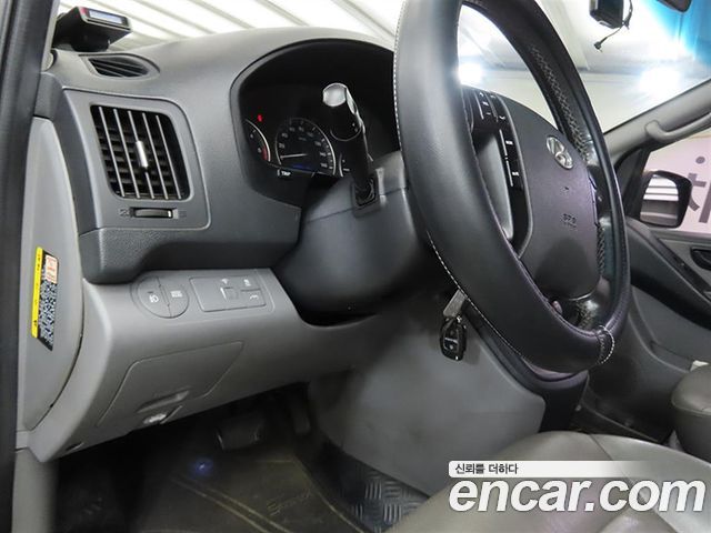 Hyundai Starex 2016 — photo 14