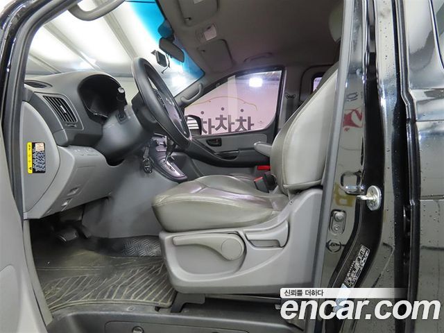 Hyundai Starex 2016 — photo 15