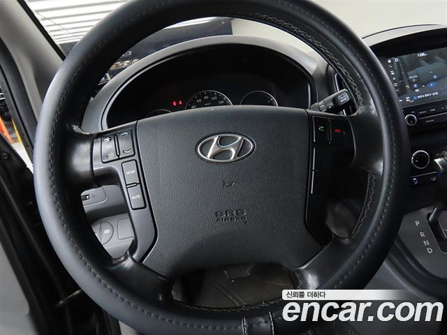 Hyundai Starex 2016 — photo 20