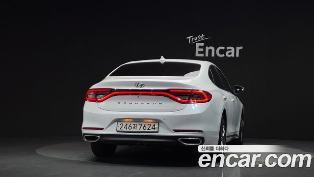 Hyundai Grandeur 2017 — photo 4