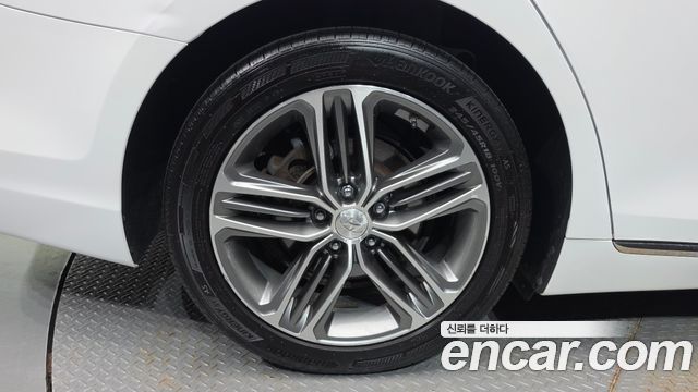 Hyundai Grandeur 2017 — photo 5