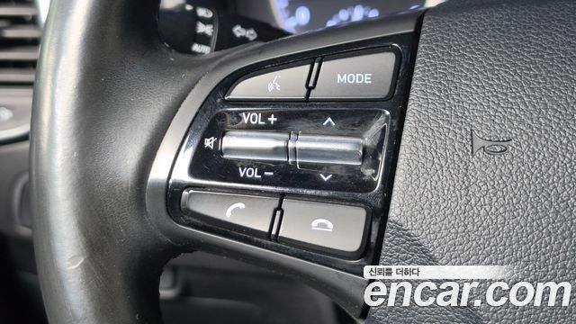 Hyundai Grandeur 2017 — photo 20