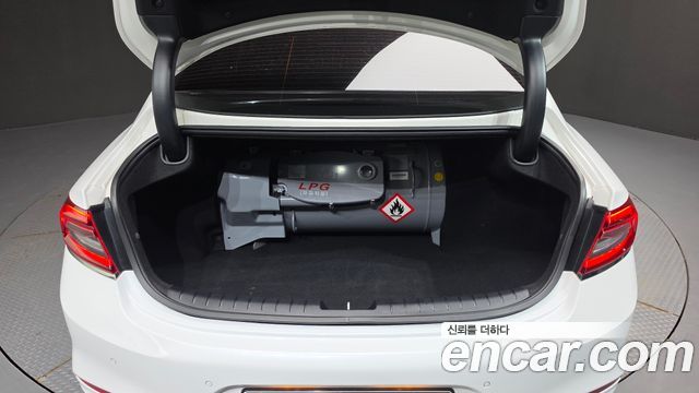 Hyundai Grandeur 2017 — photo 31