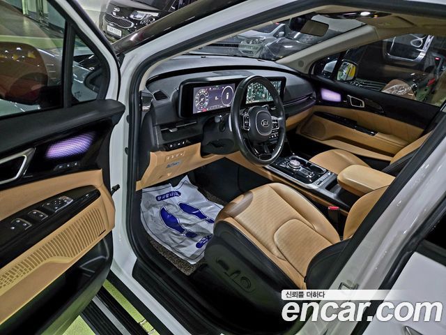 Kia Canival 2021 — photo 9