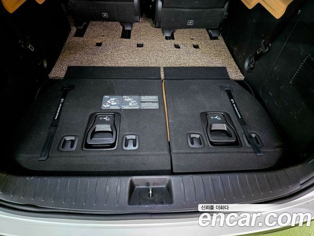 Kia Canival 2021 — photo 14