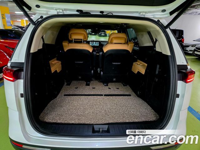 Kia Canival 2021 — photo 20