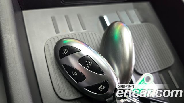 Hyundai Santafe 2024 — photo 25