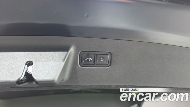 Hyundai Santafe 2024 — photo 31