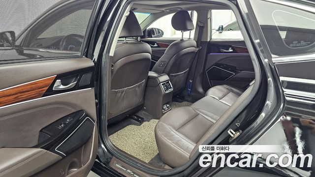 Kia K7 2017 — photo 17